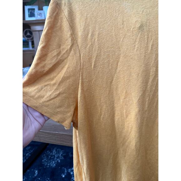 6/$25 Universal Threads Golden Yellow Open Back Casual T-Shirt - Picture 2 of 5